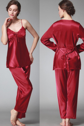 Pijama de 3 piezas rojo