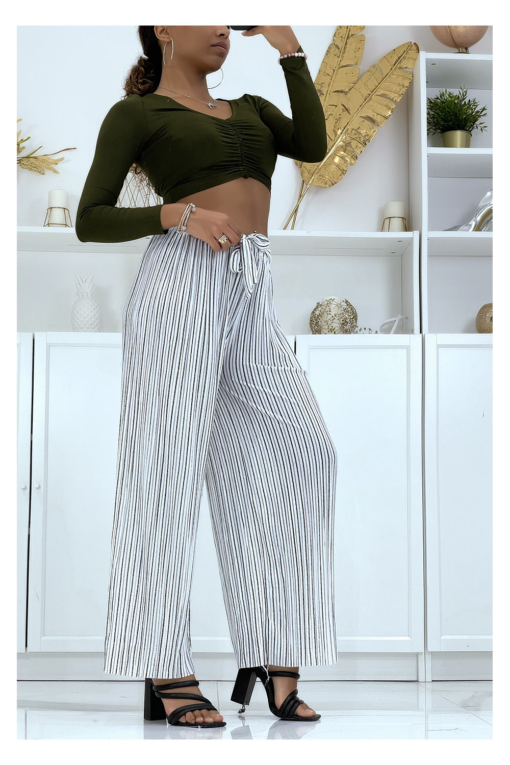 Update more than 78 white pleated palazzo pants - in.eteachers