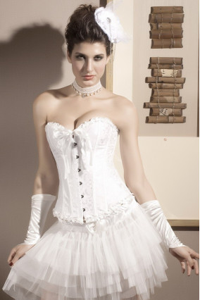 Heart-shaped baroque corset
