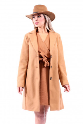 Mid-length beige coat