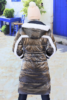 Long bronze puffer jacket with mirror effect