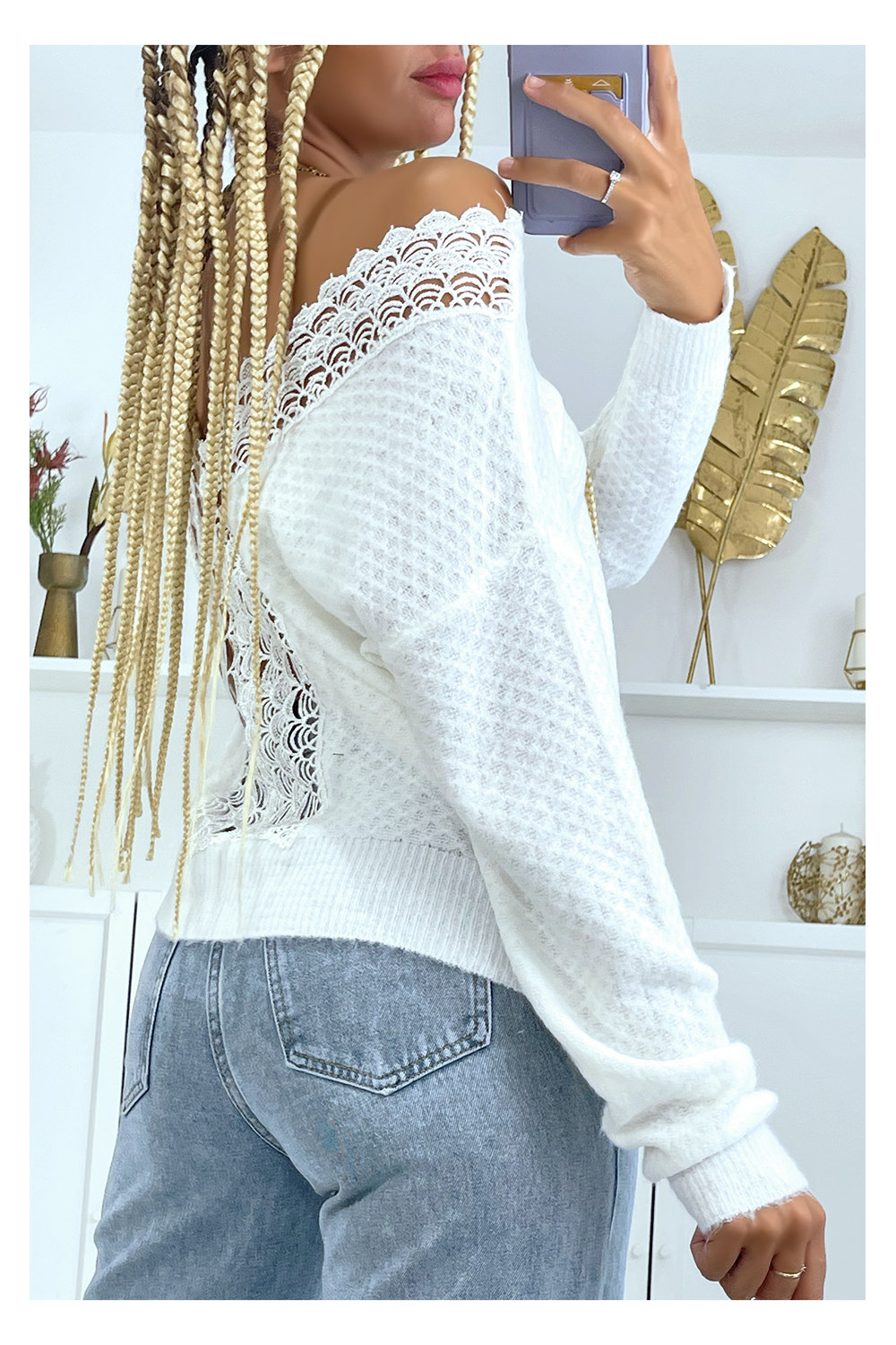 Museum JEP Overvloedig Lightweight white sweater with round neck and open back lace