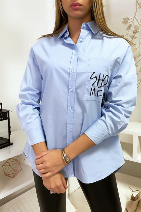 Chemise bleu fashion avec détails poche et dos perlés