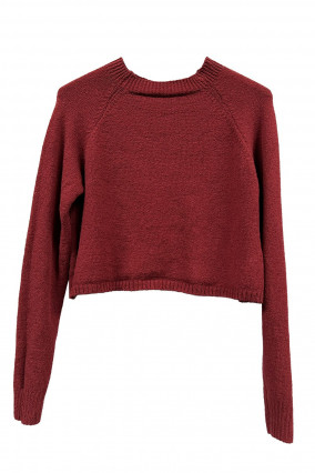 Cropped burgundy sweater