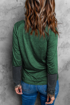 Green long-sleeved t-shirt