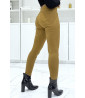 Pantalon slim camel extensible à taille haute et boutons argentés et poches - 5