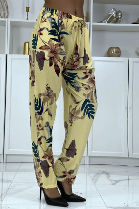 Pantalon fluide jaune à motif floral B-36 - 2