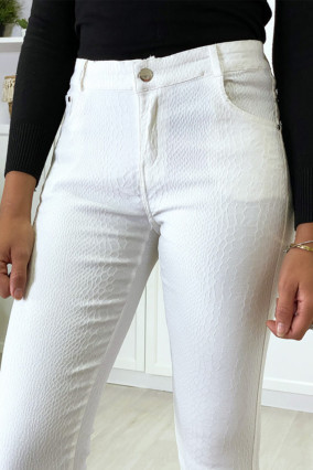 Pantalón slim blanco con estampado de pitón